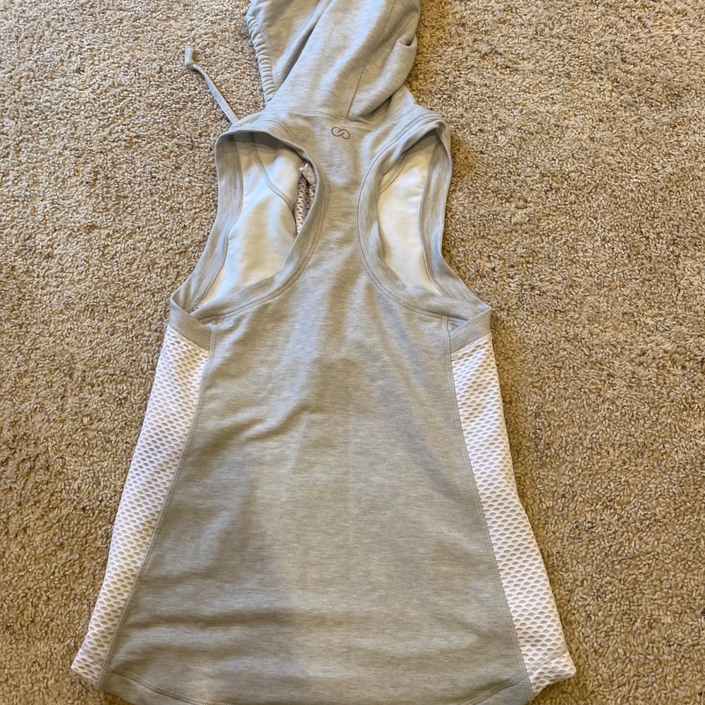 Hooded Tank